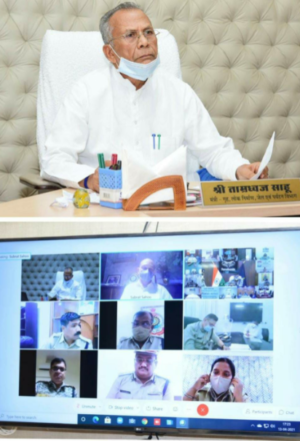 Video Conferencing: गृह मंत्री ने ली आईजी-एसपी की बैठक, जिला प्रशासन से समन्वय कर लॉकडाउन का सख्ती से पालन कराने दिए निर्देश