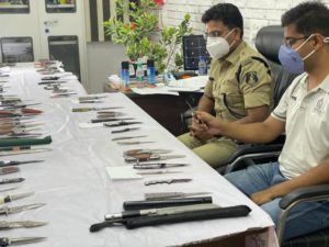 राजधानी पुलिस ने 139 चाकू किये जप्त 