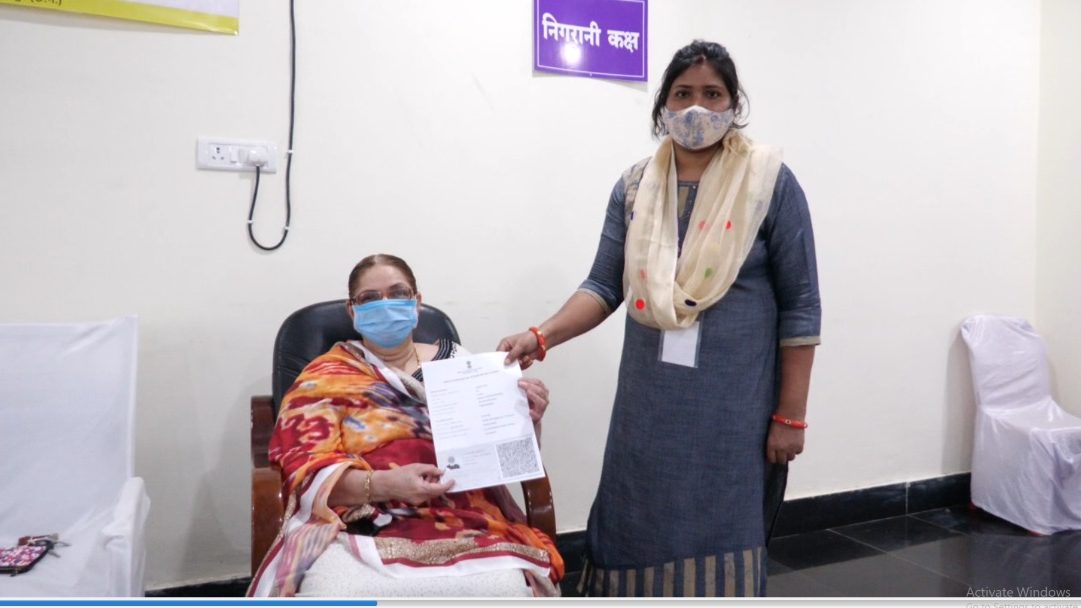 RAIPUR NEWS- 45+ वैक्सीनेशन में नागरिक बढ़-चढ़कर ले रहे हैं हिस्सा