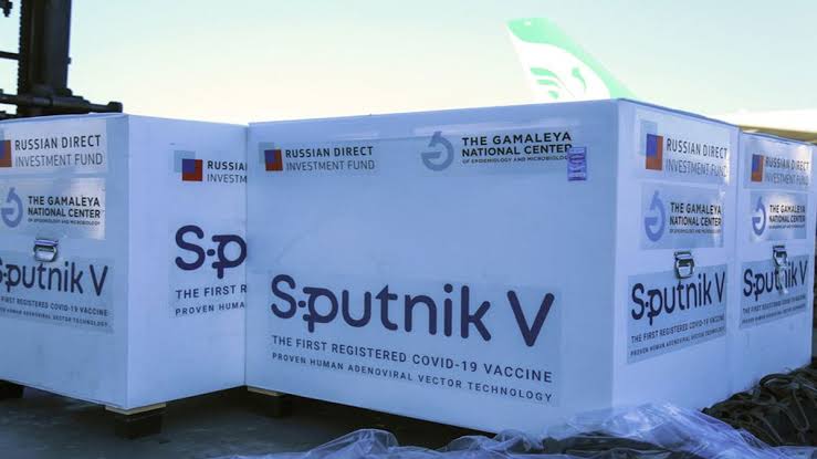 कोरोना से जंग को तीसरा हथियार, अगले सप्ताह से मार्केट में मिलेगा स्पूतनिक का टीका