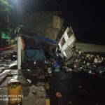 बीयर से लदी ट्रक, राजधानी में दुर्घटनाग्रस्त