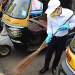 दक्षिण पूर्व मध्य रेलवे के नए महाप्रबंधक आलोक कुमार ने स्वच्छता पखवाड़ा के तहत की स्टेशन परिसर की साफ-सफाई