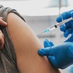 BIG BREAKING : सरकारी कर्मचारियों को 15 सितंबर तक टीका लगवाना अनिवार्य, नहीं लगवाने पर होगी छुट्टी, साथ ही दिए गए कार्रवाई के नर्देश 