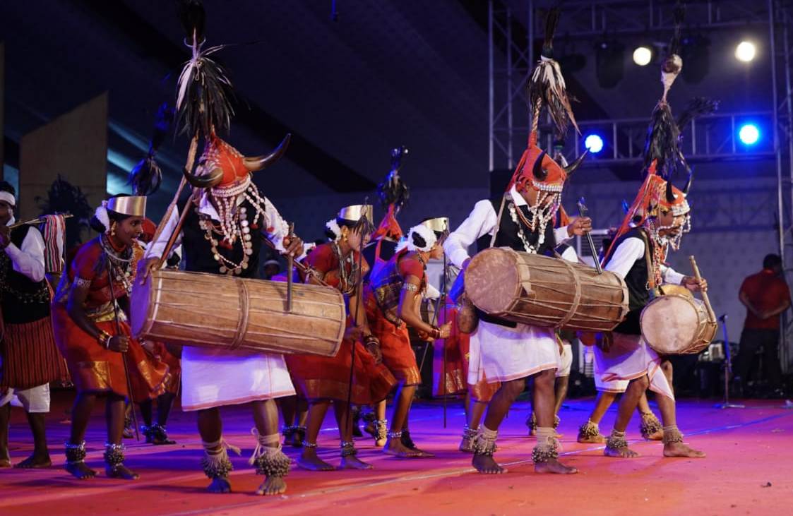 BIG NEWS : राष्ट्रीय आदिवासी नृत्य महोत्सव में लगी ड्यूटी करने से डिप्टी कलेक्टर ने किया मना, विभागीय सचिव को पत्र लिख वाट्सएप ग्रुप में किया पोस्ट 
