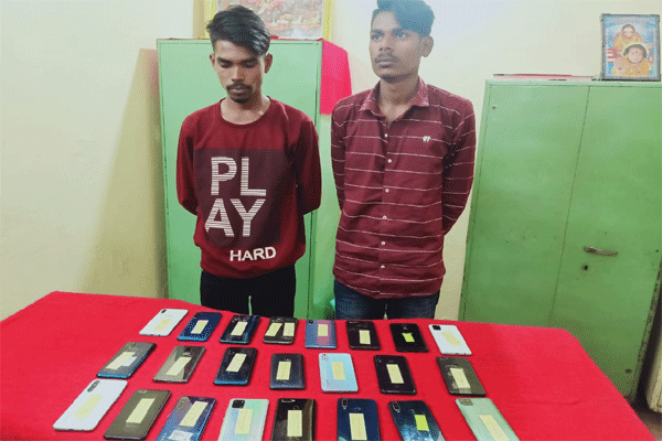 RAIPUR NEWS : कहीं इन्होंने तो नहीं चुराया आपका फोन ! , दो आरोपी गिरफ्तार, दूसरे राज्य में खपाते थे चोरी का मोबाइल
