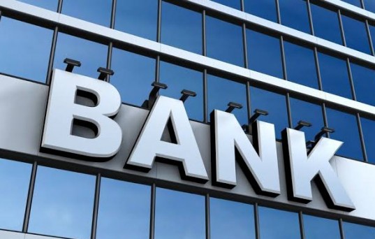 सरकारी बैंकों के निजीकरण के खिलाफ दूसरे दिन भी जारी बैंकों की हड़ताल, देशभर में सेवाएं प्रभावित
