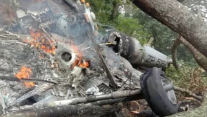 BIG BREAKING : कुन्नूर हेलिकॉप्टर क्रेश हादसे में बिपिन रावत की पत्नी समेत 13 लोगों की मौत, DNA जांच से होगी शवों की पहचान 