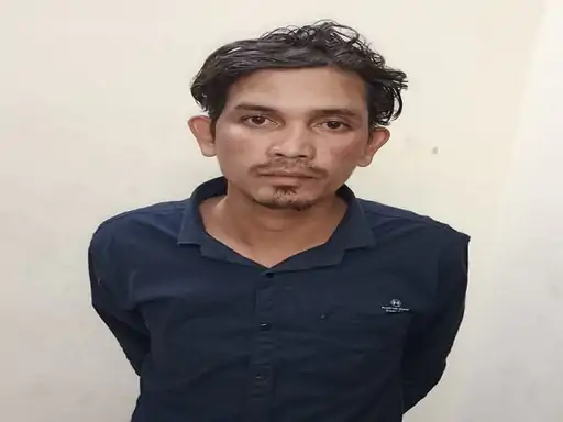 CG CRIME NEWS : प्रेमजाल में फंसाकर सालों बनाता रहा युवती से संबंध, शादी बात पर देने लगा तारीख पर तारीख, अब हुआ गिरफ्तार 