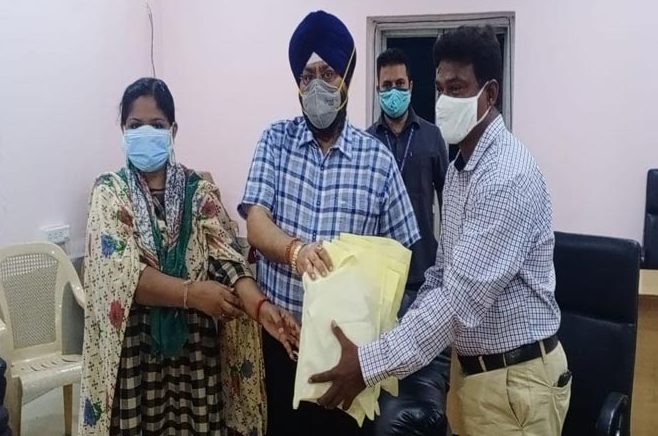 कोरोना काल के दौरान प्रेस क्लब में योगदान