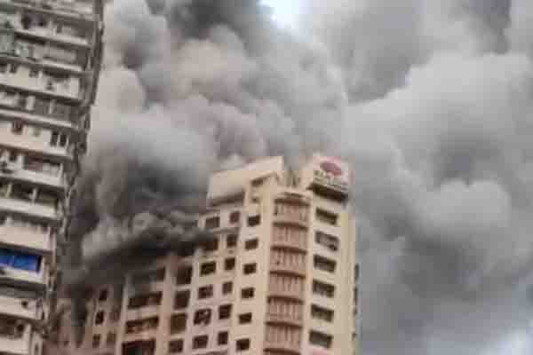 BIG NEWS  : बहुमंजिला इमारत में लगी भीषण आग, जिंदा जले सात लोग, कई गंभीर, दमकल की 24 गाड़ियां मौजूद