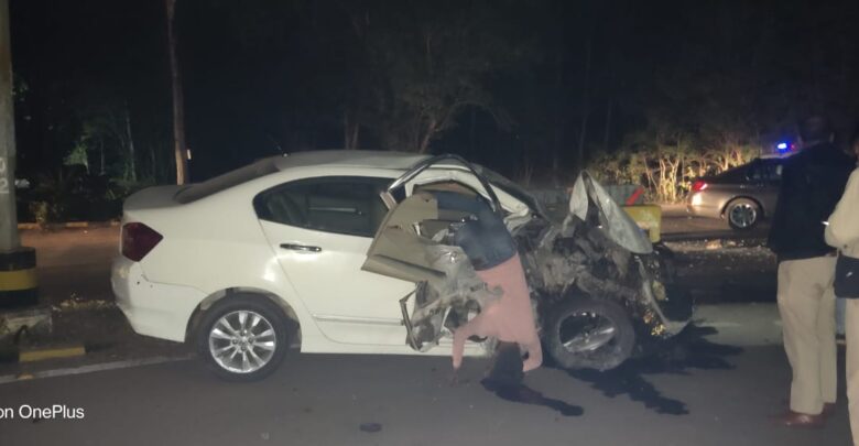 RAIPUR ACCIDENT NEWS : राजधानी में दर्दनाक हादसा, कार सवार 21 वर्षीय युवक की मौके पर मौत 