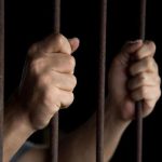 OMG : 15 साल से जेल में बंद कैदी ने पैदा किये चार बच्चे !, बोला- चिप्स के पैकेट से हुआ संभव 