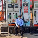 25 रुपये लीटर सस्‍ता म‍िलेगा पेट्रोल, सरकार ने बताया कैसे उठाएं फायदा?