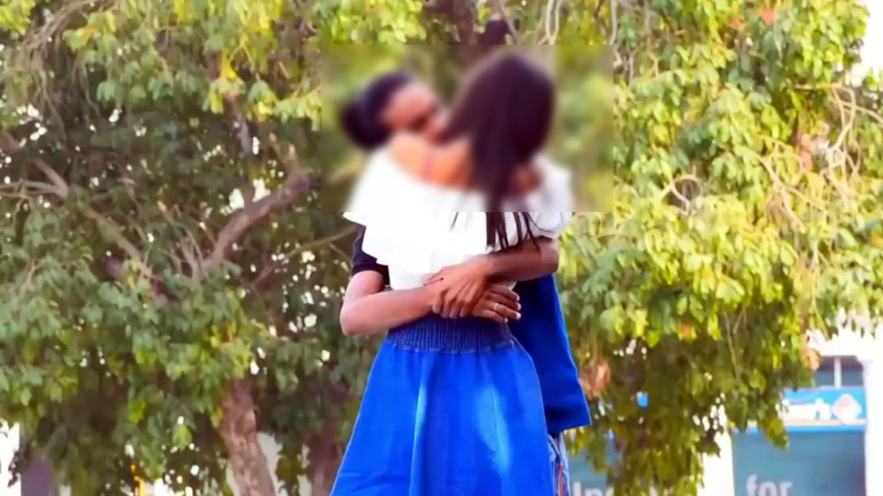 YouTuber को Prank करना पड़ा भारी, वीडियो बनाने के लिए लड़कियों को करता था परेशान, अब गिरफ्तार