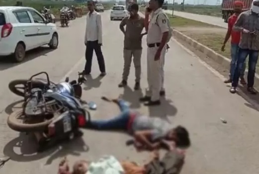 CG ACCIDENT NEWS : कैप्सूल वाहन से टकराई तेज रफ़्तार बाइक, जीजा-साले की मौके पर मौत 