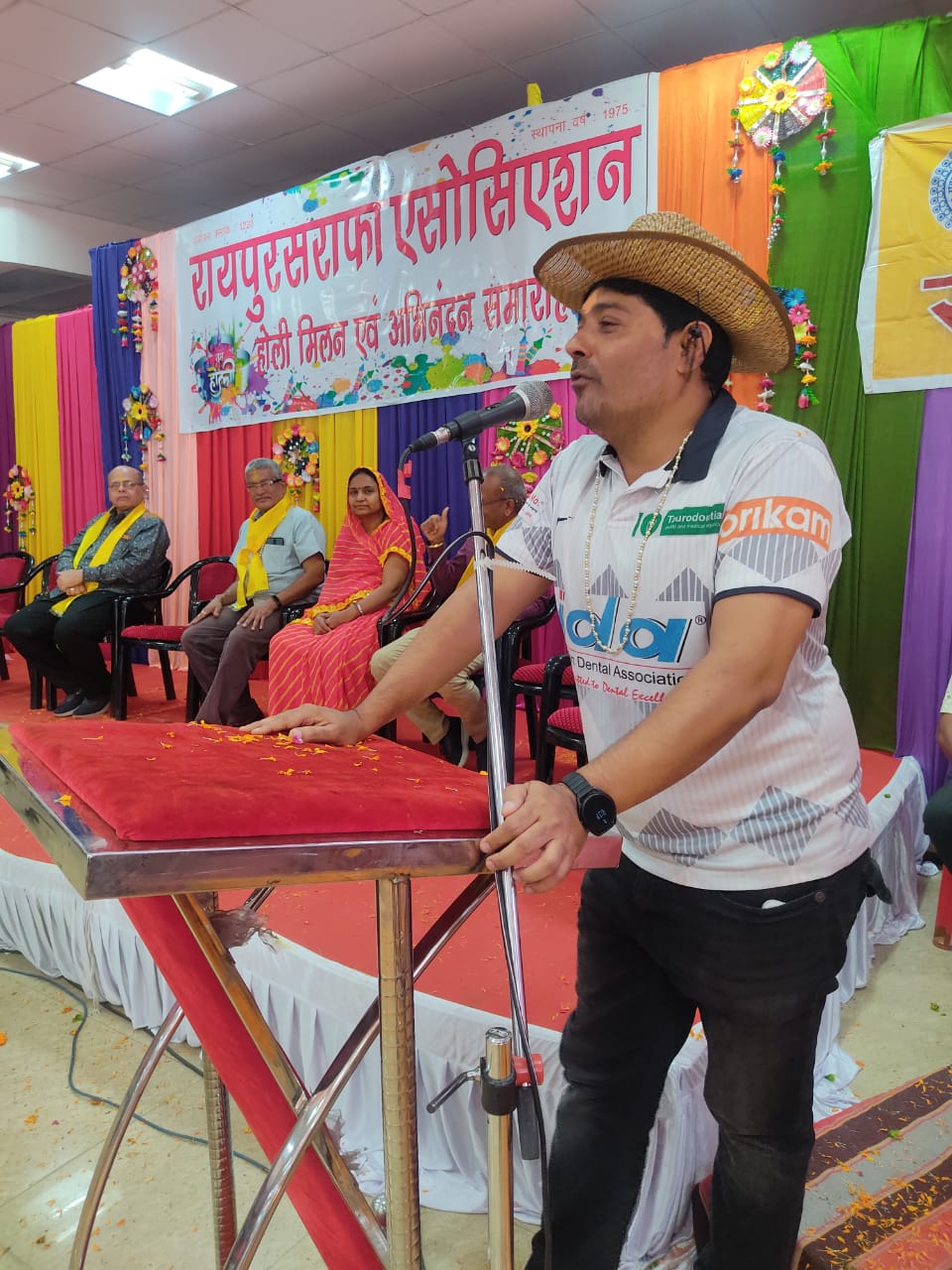 VIDEO : रायपुर सराफा एसोसिएशन द्वारा होली मिलन कार्यक्रम में जमकर थिरके महापौर एजाज ढेबर