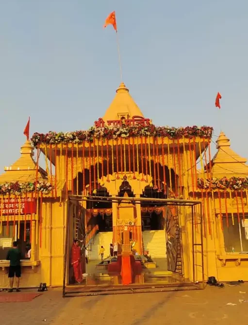  राम के ननिहाल में रामनवमी की धूम, राजधानी में सजे राम मंदिर, शहर के सबसे प्राचीन मंदिर में भगवान का होगा स्वर्ण, CM बघेल होंगे शामिल