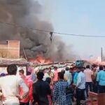 CG BIG BREAKING : बस्ती में लगी भीषण आग, एक के बाद एक फटे 15 सिलेंडर, नागरिकों में भारी आक्रोश, देखें VIDEO 