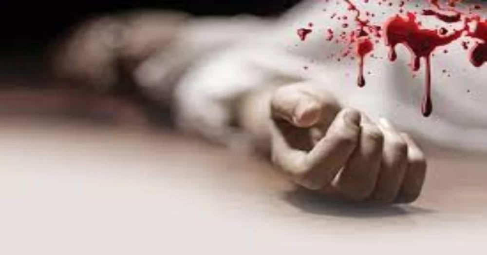 CG CRIME NEWS : घर में खून से सनी मिली लड़की की लाश, इलाके में फैली सनसनी, जांच में जुटी पुलिस 