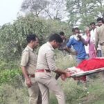 ACCIDENT NEWS : बाइक सवारों पर चढ़ी तेज रफ्तार बस, एक ही परिवार के 4 लोगों की मौत