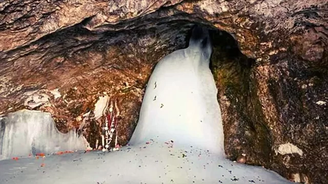 BIG BREAKING : अमरनाथ गुफा के पास बादल फटा, पांच लोगों की मौत की सूचना, बढ़ सकता है मौत का आंकड़ा