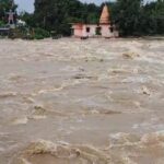 CG Flood : लगातार बारिश से शिवनाथ नदी में बाढ़ के हालात, प्रशासन ने खाली कराया गांव, देखें VIDEO 