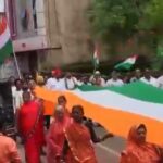 RAIPUR NEWS : देशभक्ति गीतों से झूम उठा रायपुर, जब कांग्रेस कमेटी द्वारा निकाली गई 'आजादी की गौरव यात्रा', देखें वीडियो 