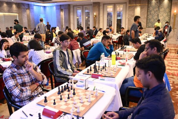 Chess Tournament : राजधानी रायपुर में बिछी शतरंज की बिसात, कोई जीता तो किसी को मिली मात