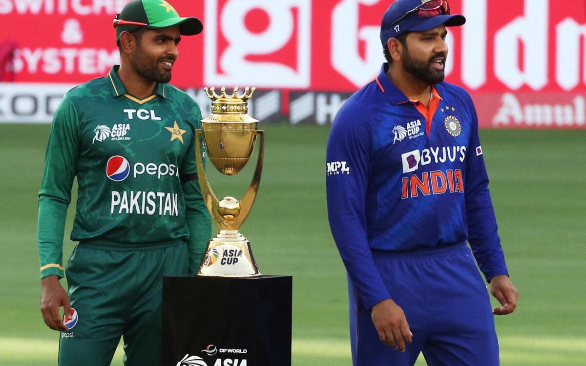 IND vs PAK Asia Cup 2022: Pakistan's innings begins, India has given a target of 182