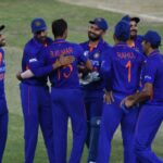 India vs South Africa T20 : भारत ने दक्षिण अफ्रीका को दिया 238 रनों का विशाल लक्ष्य, ब्रेक के बाद फिर से शुरू हुआ खेल, एक ही ओवर में अर्शदीप ने दिए दो झटके