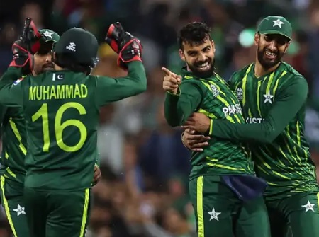 PAK Vs SA T20 World Cup : पाकिस्तान ने दक्षिण अफ्रीका को 33 रन से हराया, सेमीफाइनल में बना सकता है जगह !