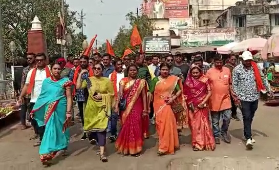 CG NEWS : 'देवी-देवताओं को नहीं मानने की शपथ' के बाद जमकर बवाल, हिन्दु संगठनों द्वारा निकाली गई आक्रोश रैली, आप भी देखें वायरल VIDEO  