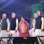RAIPUR BREAKING : राज्यपाल अनुसूइया उइके और मुख्यमंत्री भूपेश बघेल ने राज्य अलंकरण समारोह का किया शुभारंभ 
