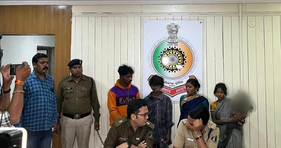 RAIPUR CRIME NEWS : रहे सावधान, रायपुर में चोर गैंग सक्रिय, भिखारी बनकर दिनदहाड़े कर रहे हैं चोरी, अब दो महिला सहित चार आरोपी गिरफ्तार 