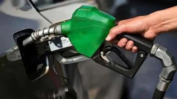 Petrol Diesel Price: Now petrol-diesel will be cheaper by Rs 14! Fall in crude oil prices