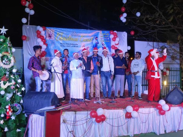 RAIPUR NEWS : मरीन ड्राइव में गूंजा क्रिसमस कैरोल, झूमते-गाते लोगों ने एक दूसरे को दीं शुभकामानाए 