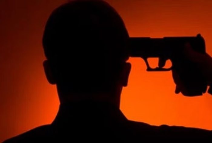 CG BIG NEWS: Constable posted at SP's residence shoots suicide, creates stir