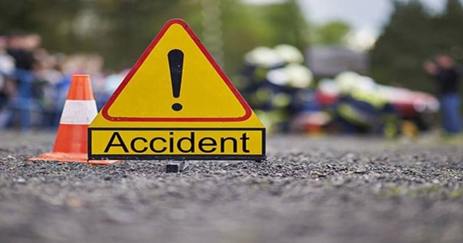 UP Accident: Truck ran over 4 brothers and sisters returning from duty, two died, dense fog became the reason for the accident