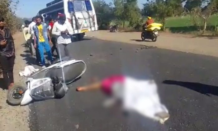 ACCIDENT: A speeding vehicle hit a bike riding couple returning from the hospital, wife died on the spot