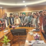 BIG NEWS: BJP leaders meet Union Minister Hardeep Puri, irregularities in smart city work will be investigated on priority