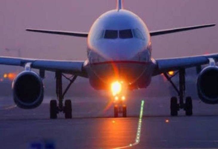 BIG BREAKING : दिल्ली से पुणे जा रही फ्लाइट में मिला बम ! एयरपोर्ट पर मचा हड़कंप