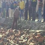 UP News: 2 sisters including brother died after being buried under the debris due to the collapse of the newly constructed wall