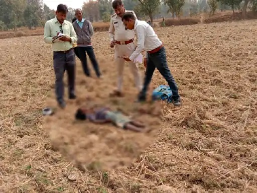 CG NEWS : मुहआ बीनने गए बच्चे को मिला बम, मुँह से लगाते ही हुआ जोरदार धमाका, चेहरे के उड़े चिथड़े, मौके पर दर्दनाक मौत 