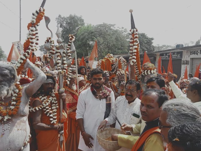 CG NEWS : On the auspicious occasion of Mahashivaratri, typical Yadav Samaj Provincial Youth Cell organizes Bhandara program