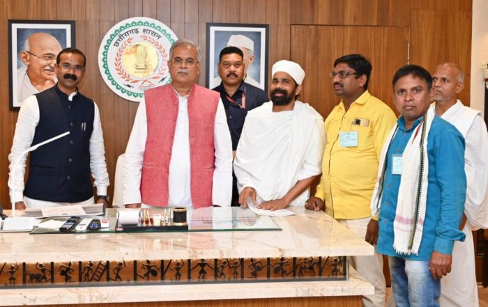 CG NEWS: The delegation of Sadguru Kabir World Peace Mission met the Chief Minister, expressed gratitude for announcing the establishment of Kabir Shodh Sansthan in the state