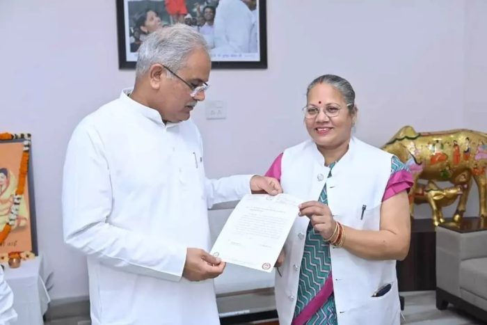 CG NEWS: Chairperson of the Women's Commission wrote a letter to CM Baghel, urging him to run a massive mass movement to save people from drugs