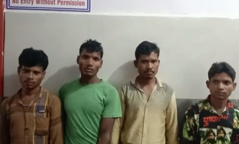 CG BIG NEWS: 4 Naxalites arrested with prize money worth lakhs, were involved in many incidents
