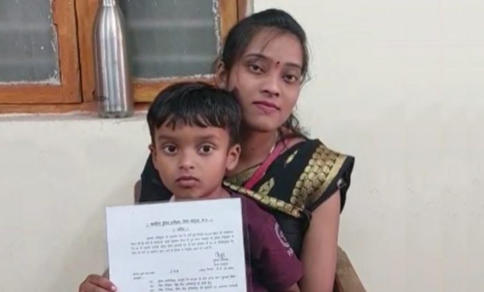 CG NEWS: Sensitive Police: Five-year-old son appointed as child constable after constable's death