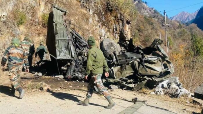 BREAKING: Ambulance overturns in ditch in Jammu and Kashmir, 2 army personnel martyred