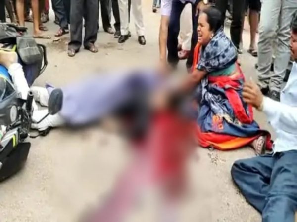 CG ACCIDENT NEWS : ट्रैक्टर ने बाइक सवारों को मारी जोरदार ठोकर, मौके पर एक युवक की मौत, दूसरे की हालत गंभीर 